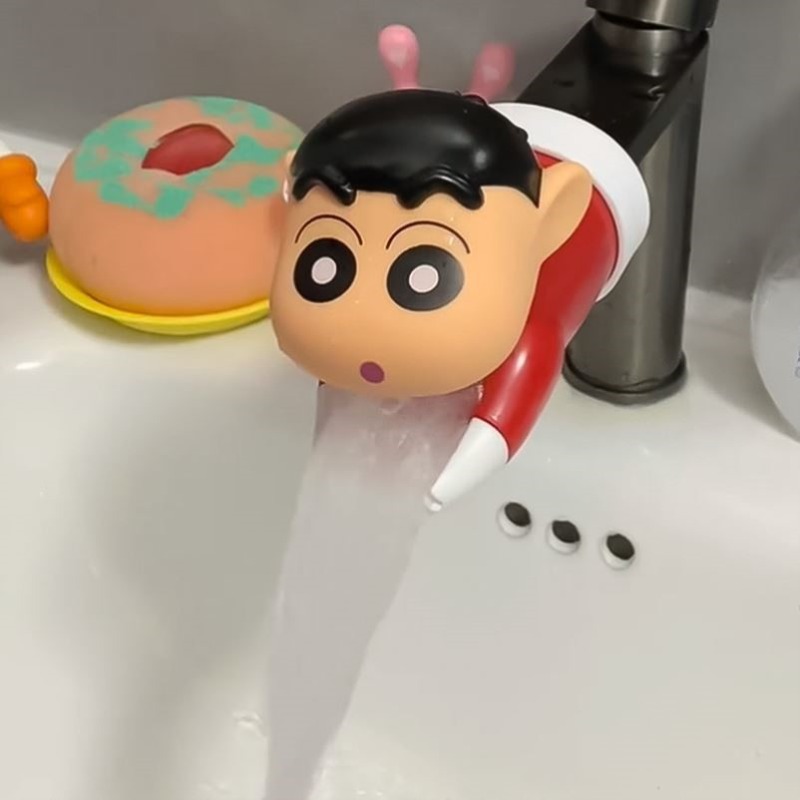 Wax Melts - เครยอนชินจัง หัวก๊อกน้ำกรองน้ำแบบต่อขยาย ลายการ์ตูนน่ารัก ป้องกันน้ำกระเด็น พร้อมหัวเติมอากาศ สำหรับอ่างล้างจานในครัวและห้องน้ำ